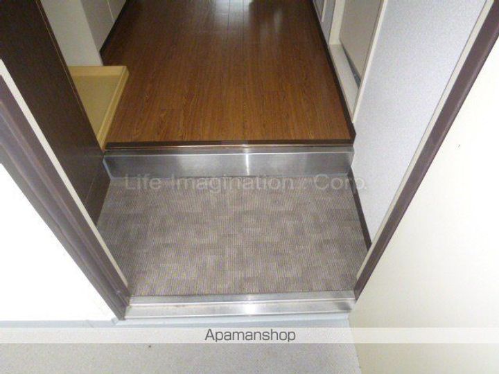 ランプハウス八日市の玄関