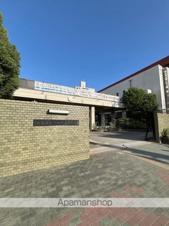 THE COLOR RESIDENCEの周辺