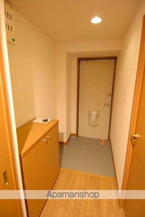 LIMPIA高峯の玄関