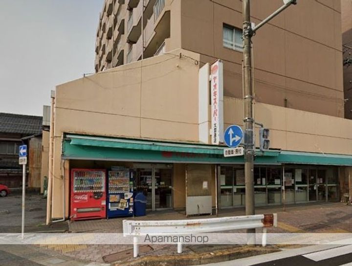 パインテール千成の周辺
