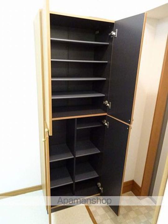 PLANTIER106の玄関