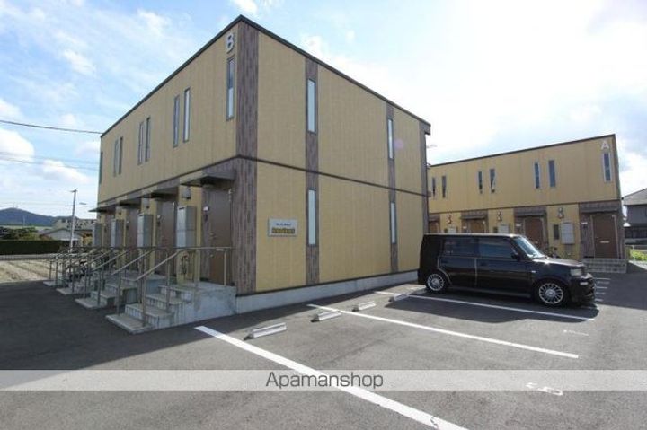 グレースタウンⅡ A棟A105の外観