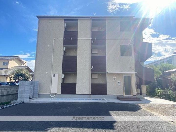 桧材仕様の単身物件 トレフル三郷中央205の外観