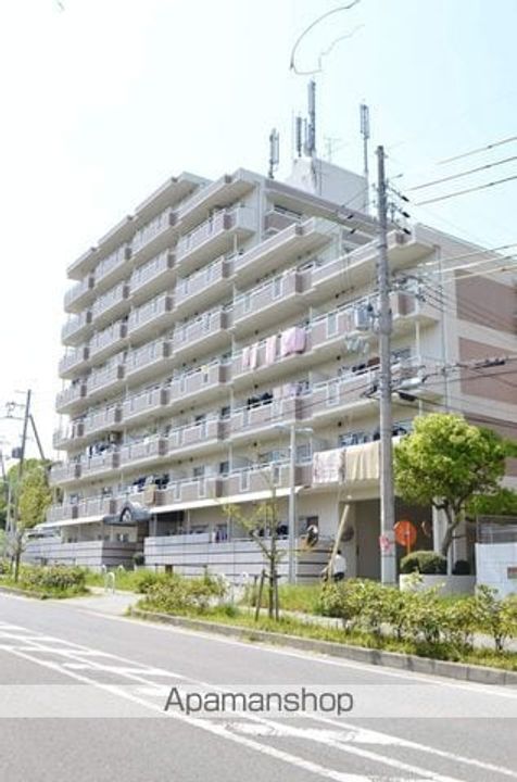 ヒュース一丘弐番館の外観
