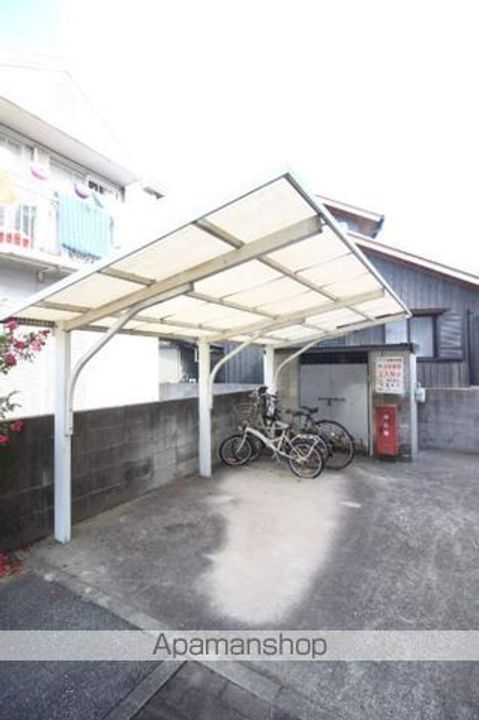 岡山県岡山市南区三浜町1丁目の賃貸アパートの外観