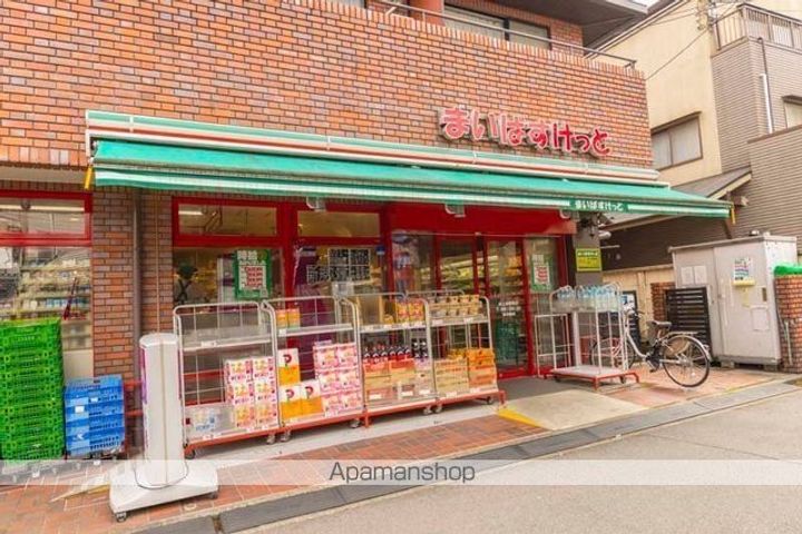 BRIGHT・ONEの周辺