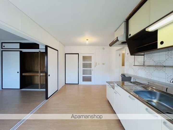 ヴィラナリー函館3号棟(ヴィラナリーハコダテサンゴウトウ)204の内装