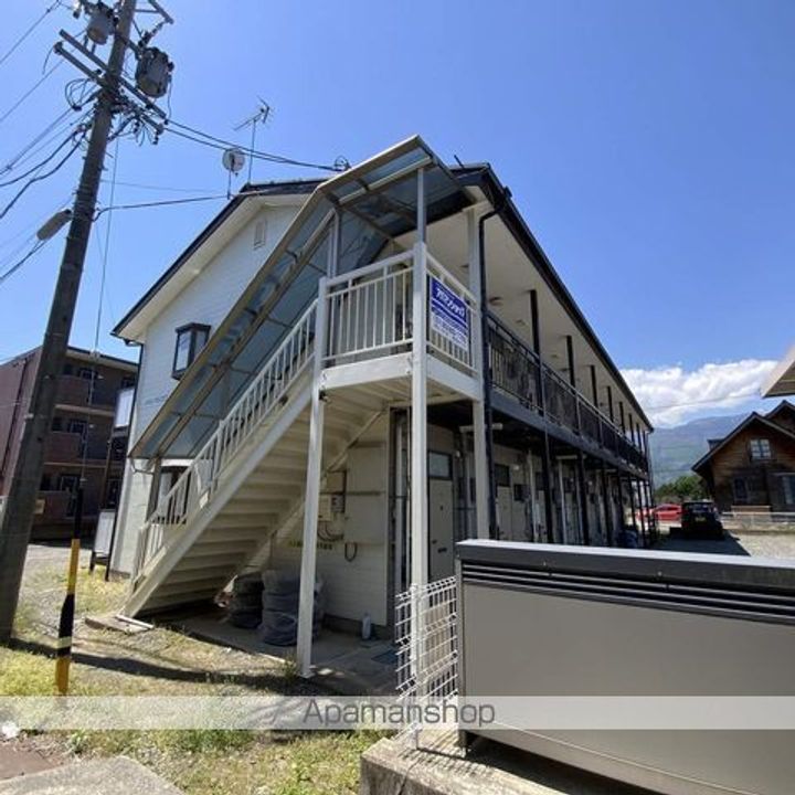 ハイツアルプス101の外観