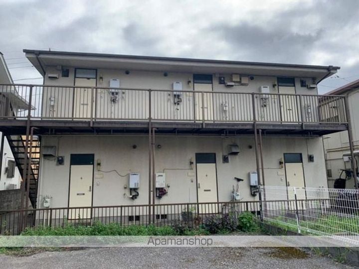 朝日ハイツ2号館の外観