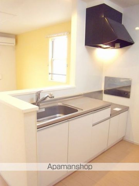 愛媛県新居浜市横水町の賃貸アパートのキッチン