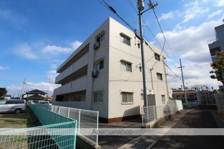 香川県高松市三条町の賃貸アパートの外観