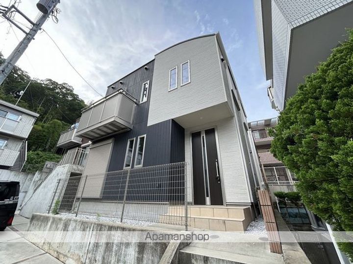 神奈川県横浜市戸塚区上倉田町(一戸建)の賃貸物件の外観