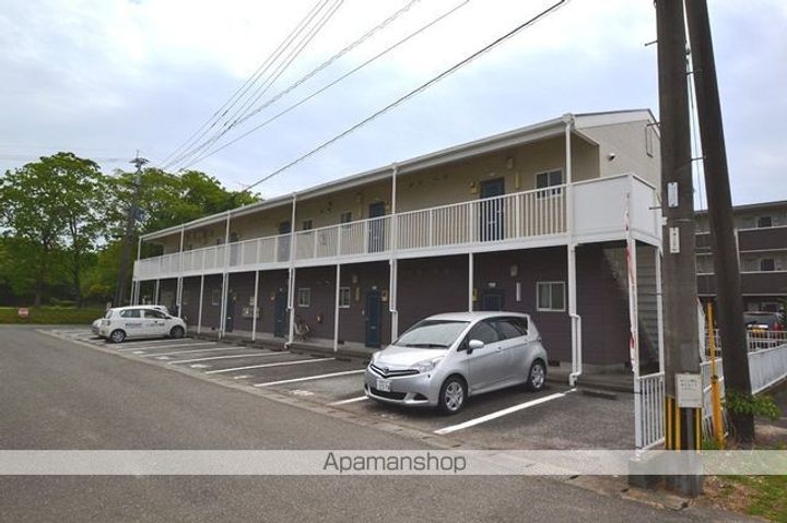 熊本県八代市田中西町の賃貸アパートの外観