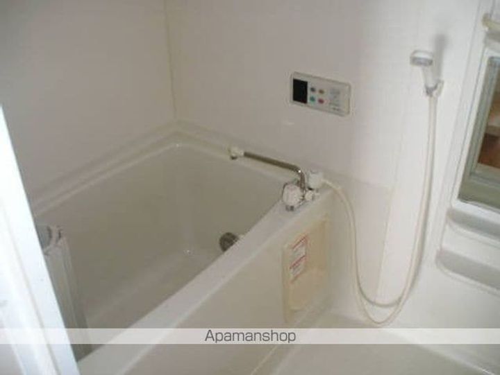 アムールヒルズB棟101号室の風呂