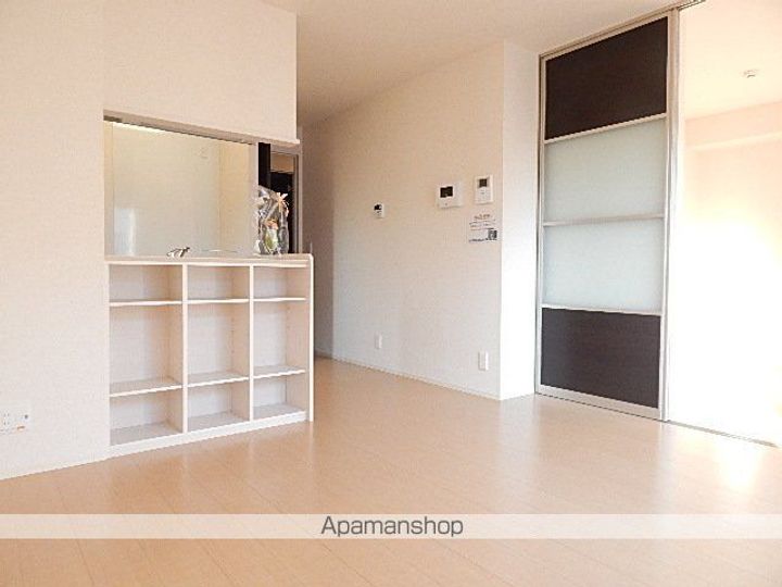 東京都武蔵村山市三ツ藤3丁目の賃貸アパートの内装