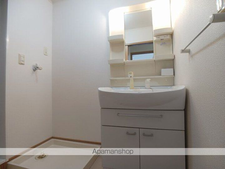 トゥー・ル・モンドBのその他画像