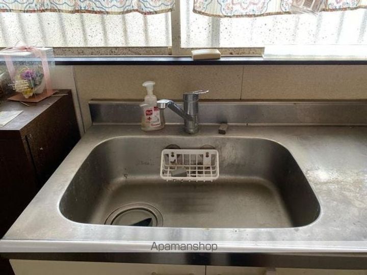 香川県高松市宮脇町1丁目の賃貸アパートの内装