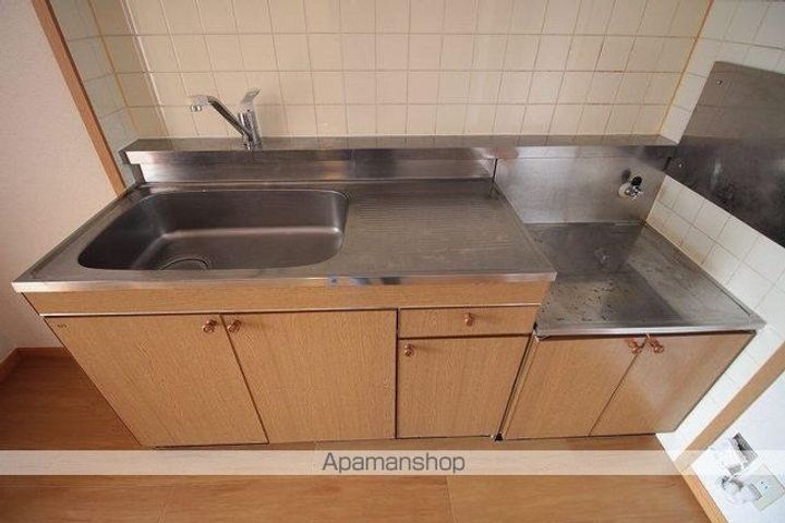 フラワーヒル Bのキッチン