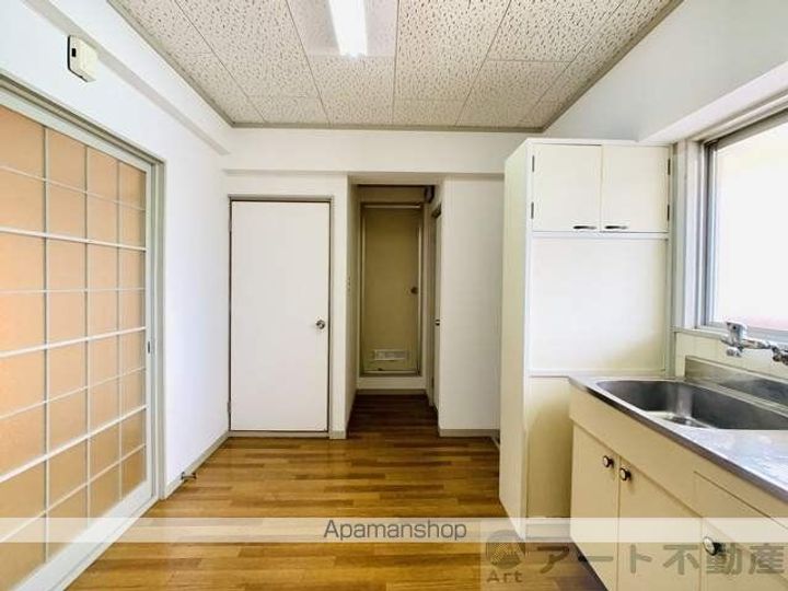 愛媛県松山市福音寺町の賃貸マンションの内装