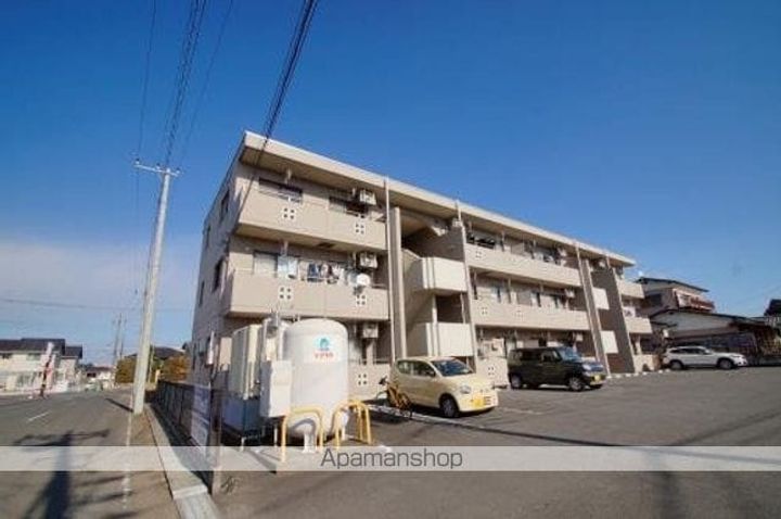 イーストンリバー102の外観