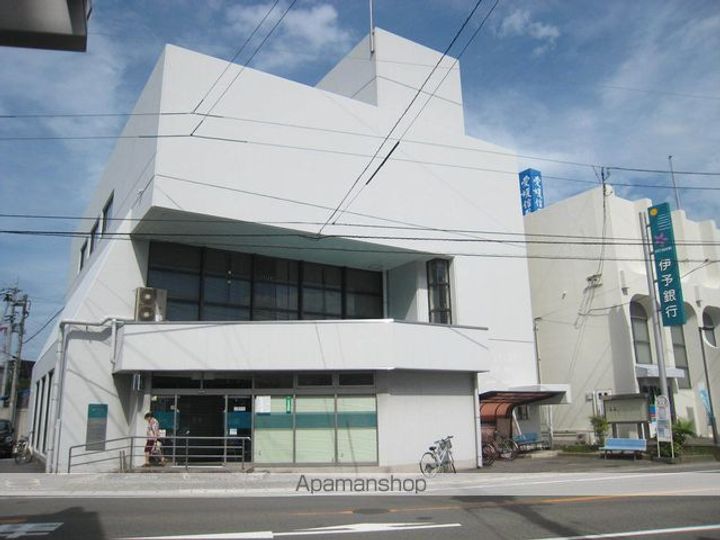 コスモスの周辺