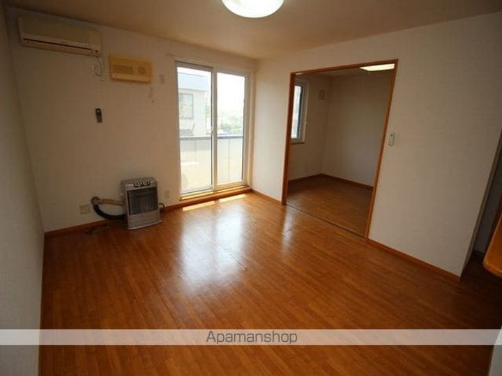 VINEーYARD HARVESTの居間