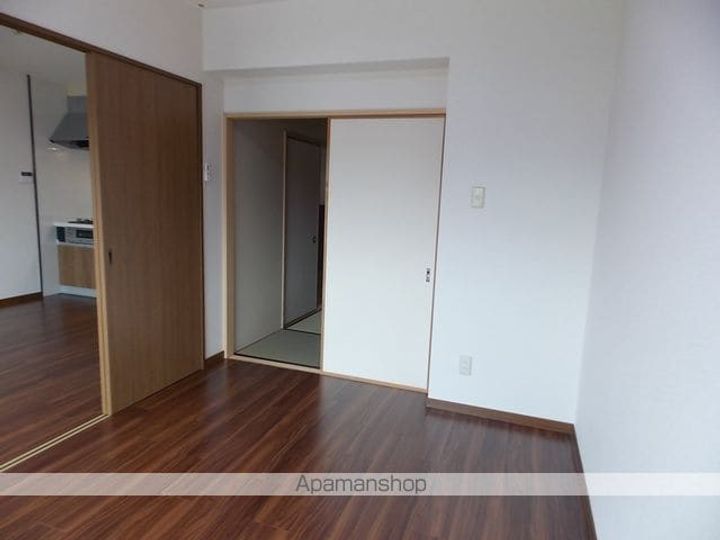 愛知県犬山市松本町3丁目の賃貸マンションの内装