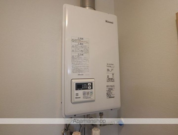 ロイヤルハイム北光B201の内装