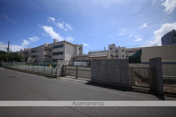 東京都八王子市北野町の賃貸マンションの周辺