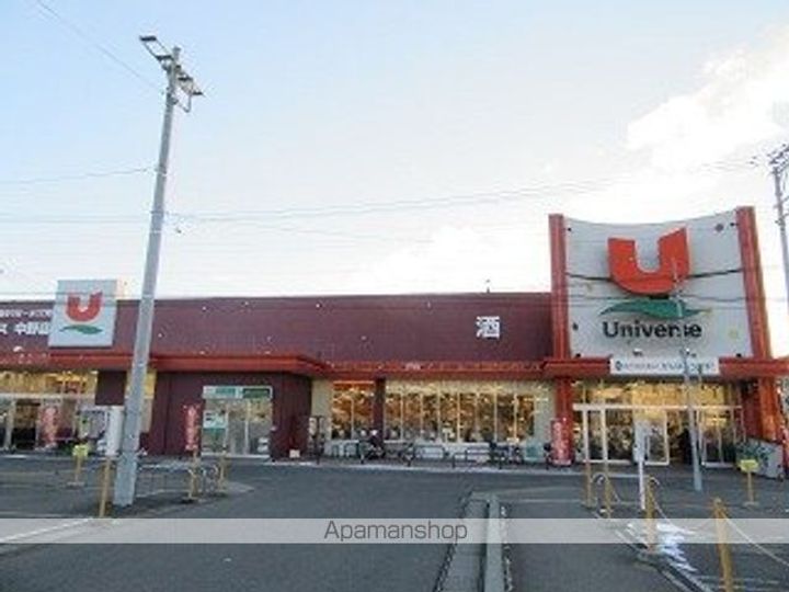 サバービアヨシヨBの周辺