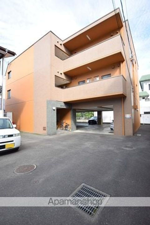 コーポこがねの外観