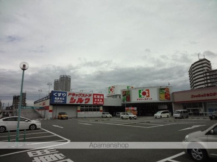 メゾンドール河野305の周辺