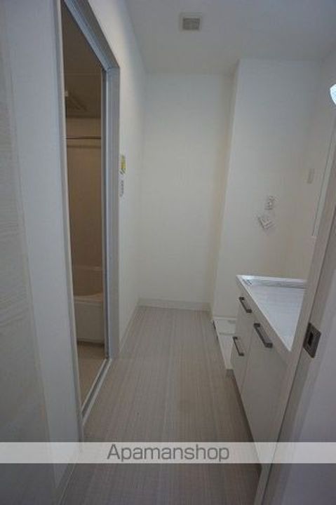 アヴェニール屋形町503の内装