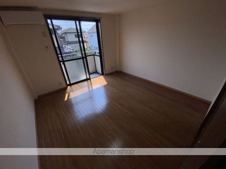 岐阜県各務原市川島松倉町の賃貸アパートの内装