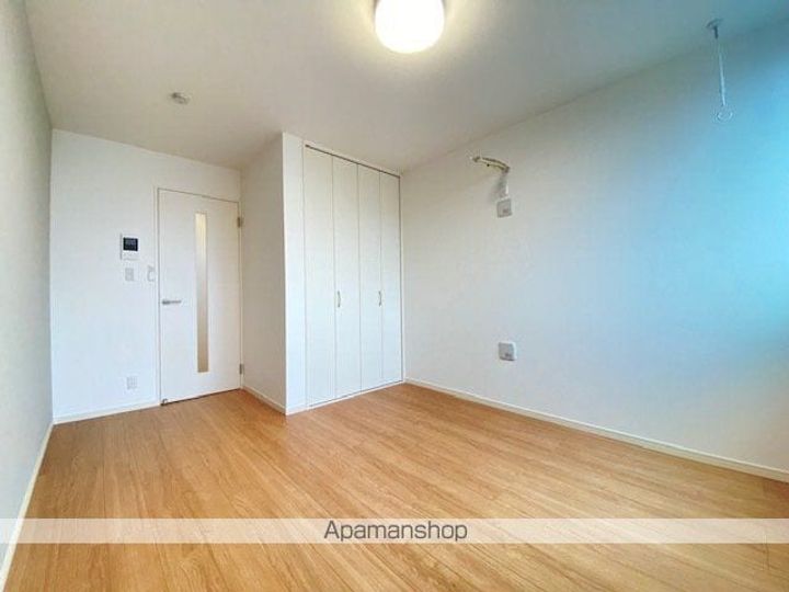 モンターニャ・グランデ東岩槻Aの居間