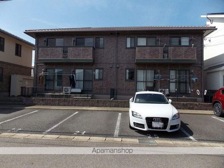 メルベーユ・ボヌールC棟の外観