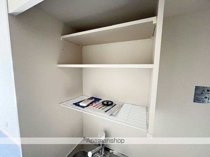 滋賀県大津市雄琴北2丁目の賃貸アパートの内装