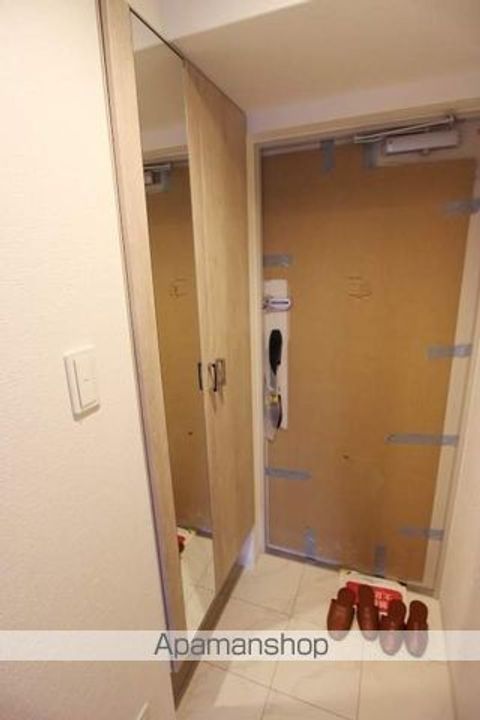 アーバンコート中央町の玄関