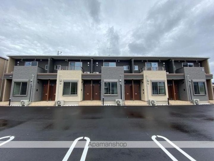 香川県高松市木太町の賃貸アパートの外観