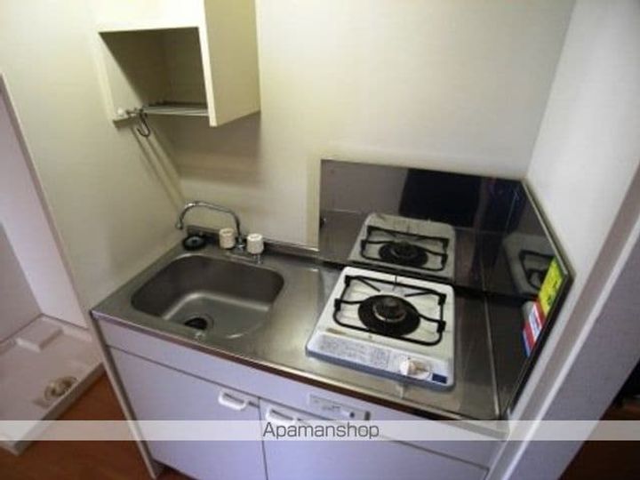 サンシャルム万代601のキッチン