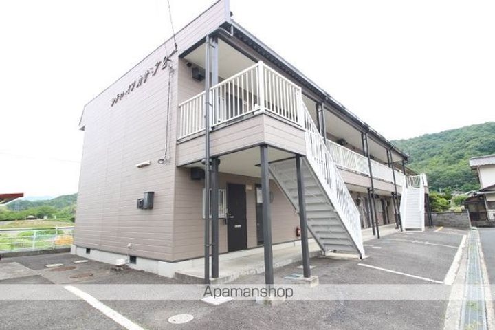 シティハイツカサミアⅡ棟の外観