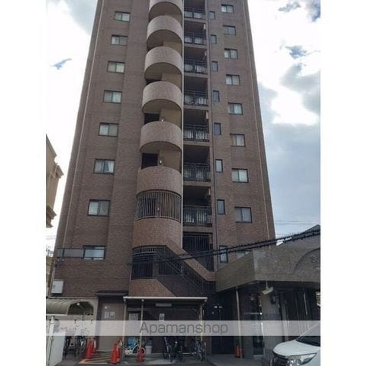 愛知県名古屋市東区芳野1丁目の賃貸マンションの外観