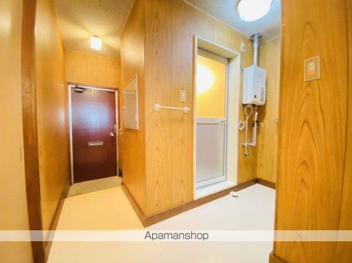 ハイデンス日吉Ⅰ311の玄関