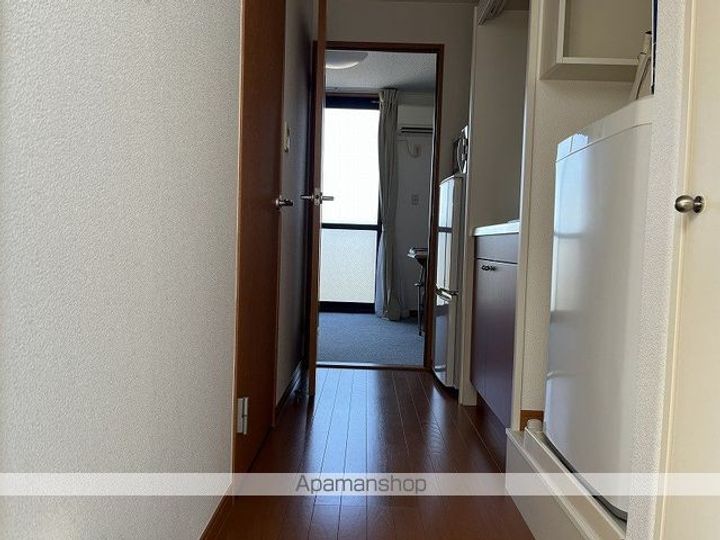 レオパレスYAMAMOTOの玄関