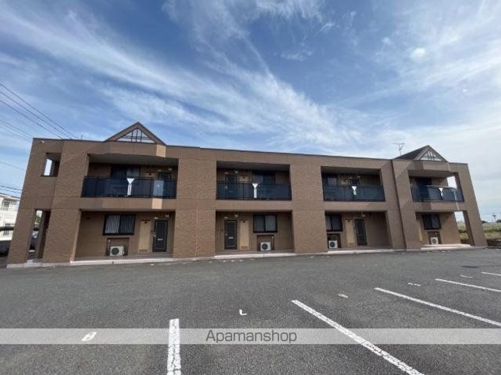 LONG HILLS(ロング ヒルズ)の外観