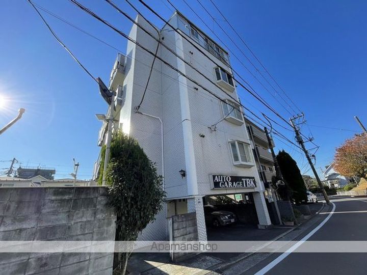 グランデュール高橋の外観