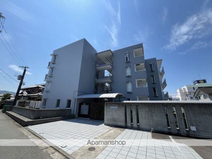 サルヴァトーレ麦島408の外観