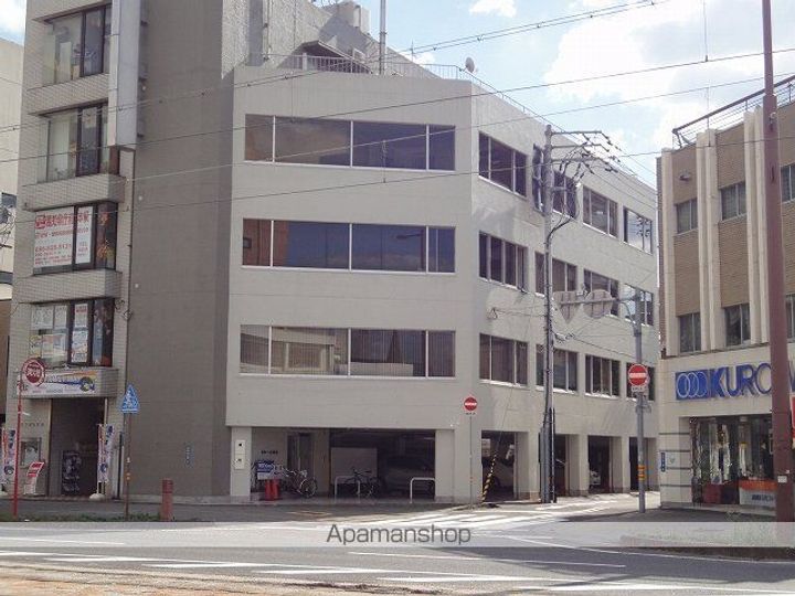 クレール本町の外観