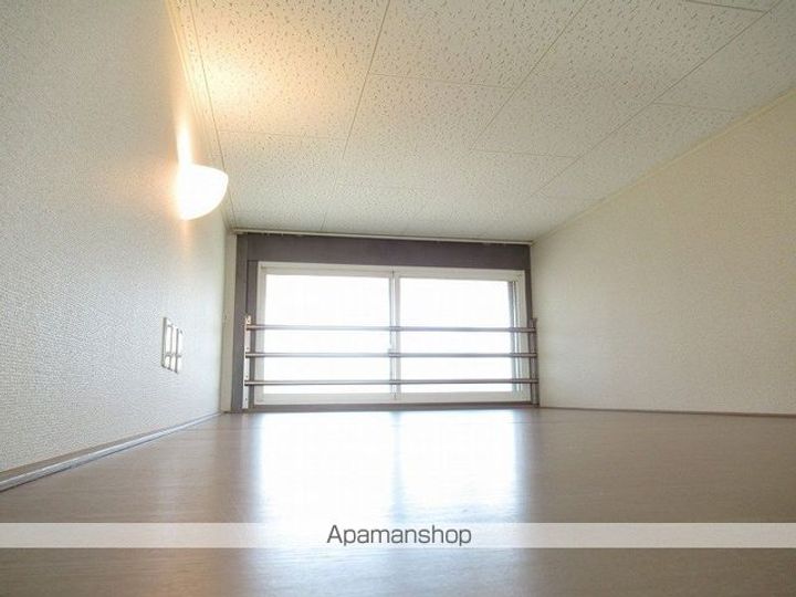 岩手県滝沢市室小路の賃貸アパートの内装