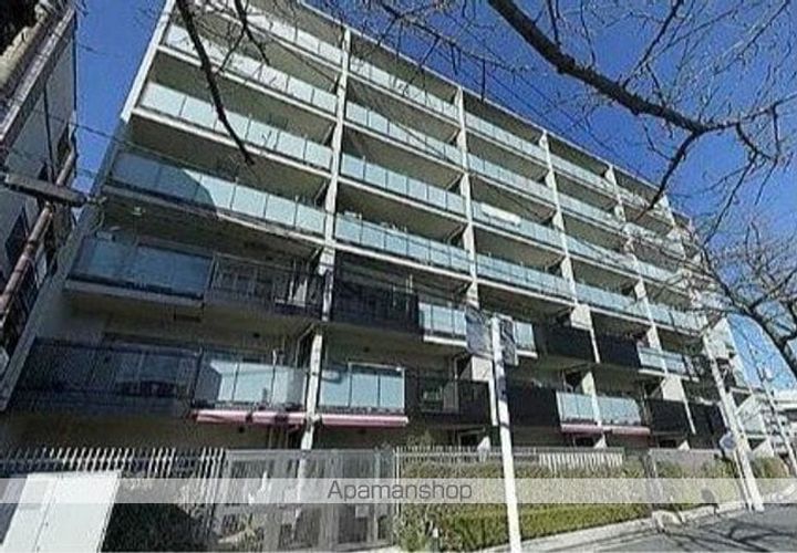 クリオ南太田1階の外観
